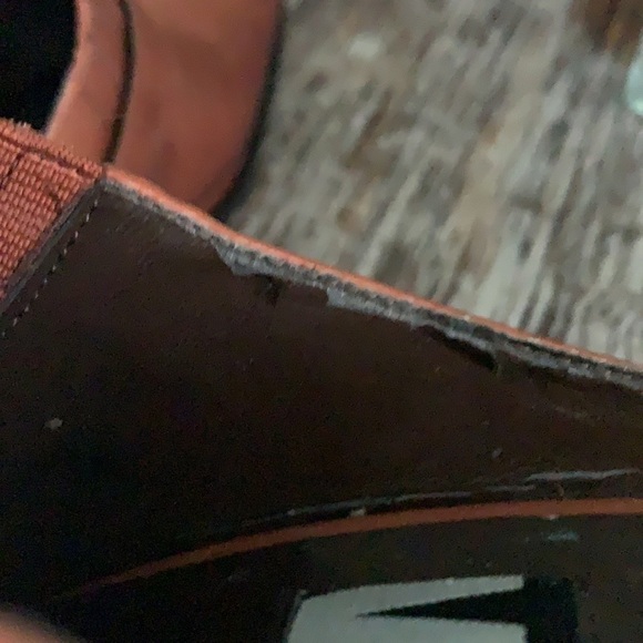 VS Chestnut Leather Block Heel Mules - Picture 13 of 16